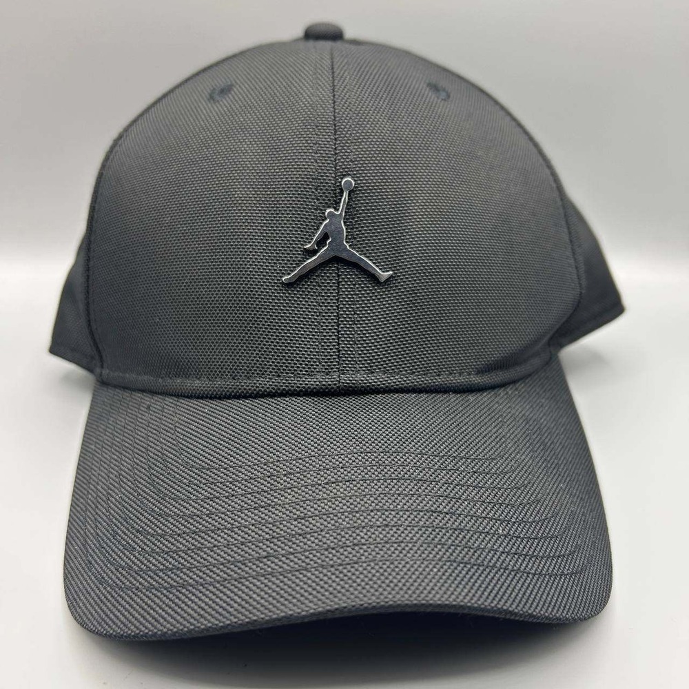 Nike Rise Hat Men Medium-Large Black Metal Logo Strap Back Cap M-L